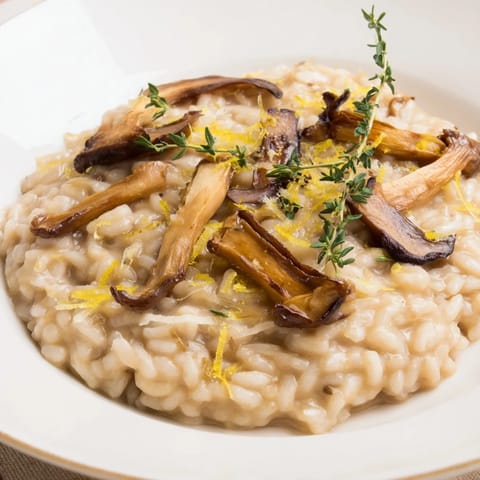 Cedar Warm Mushroom Thyme