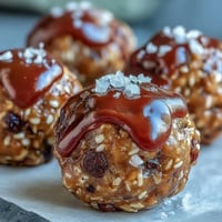 Wholesome no-bake oat bites made with creamy peanut butter, honey, and chocolate chips—perfect for quick, energizing snacks.